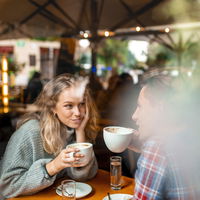 Mit dem Dating Trend "Date Stacking" findest du dein perfektes Match