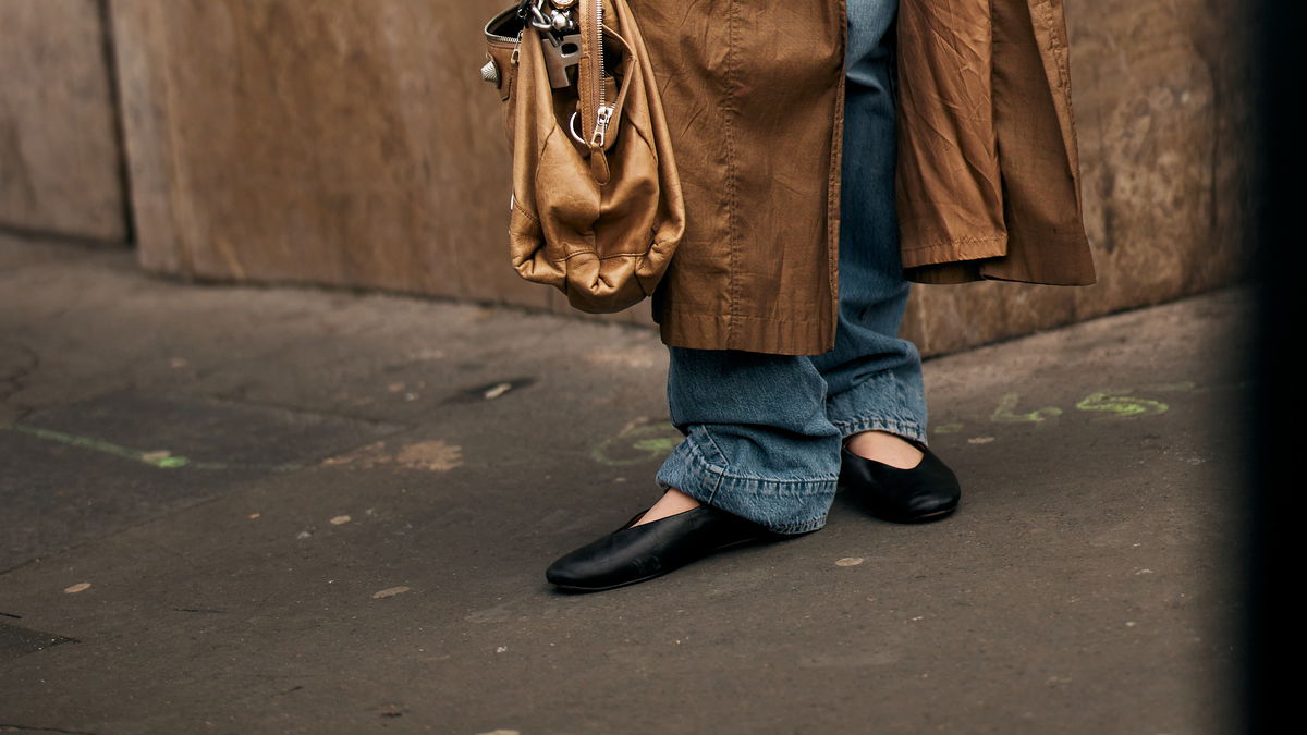 Statt Stiefel: Mit diesem Schuh-Trend sieht jeder Herbst-Look stylischer aus
