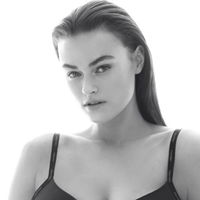 Calvin Klein "Perfectly Fit": Ist Model Myla Dalbesio wirklich Plus-Size?