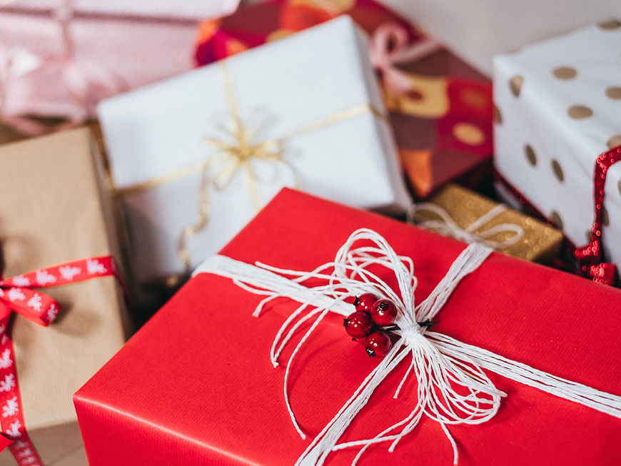 Weihnachtsgeschenke 2023: 5 Weihnachtsgeschenke, die garantiert für Überraschung sorgen werden