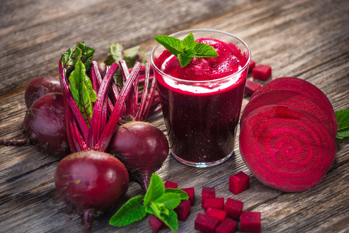 Karotten- oder Rote Bete-Saft kann tatsächlich helfen und Wunder bewirken.