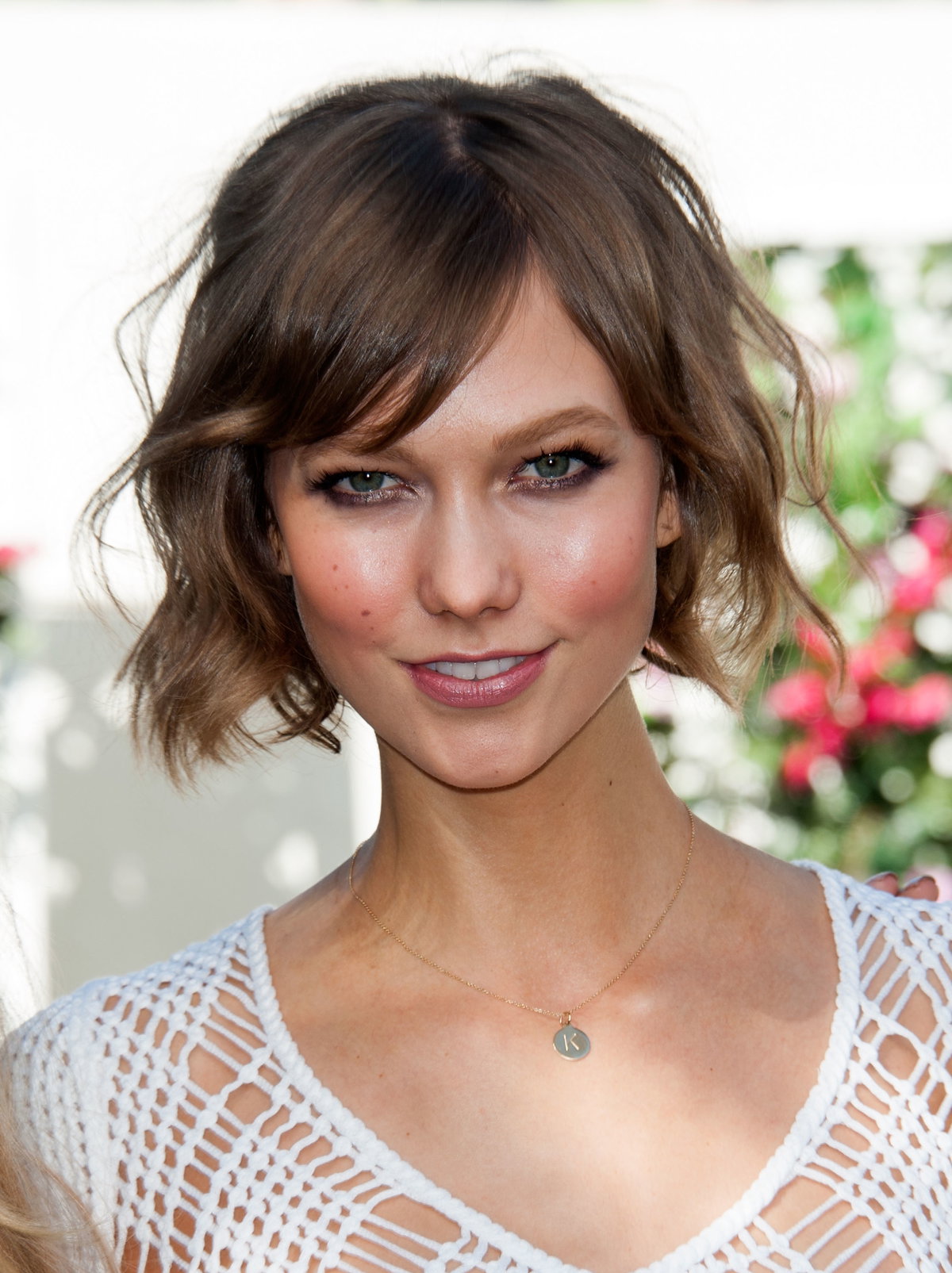 Karlie Kloss kennen wir inzwischen nur noch mit langer Mähne, doch zu Beginn ihrer Karriere überzeugte das Model mit einem stylischen Kurzhaarschnitt.