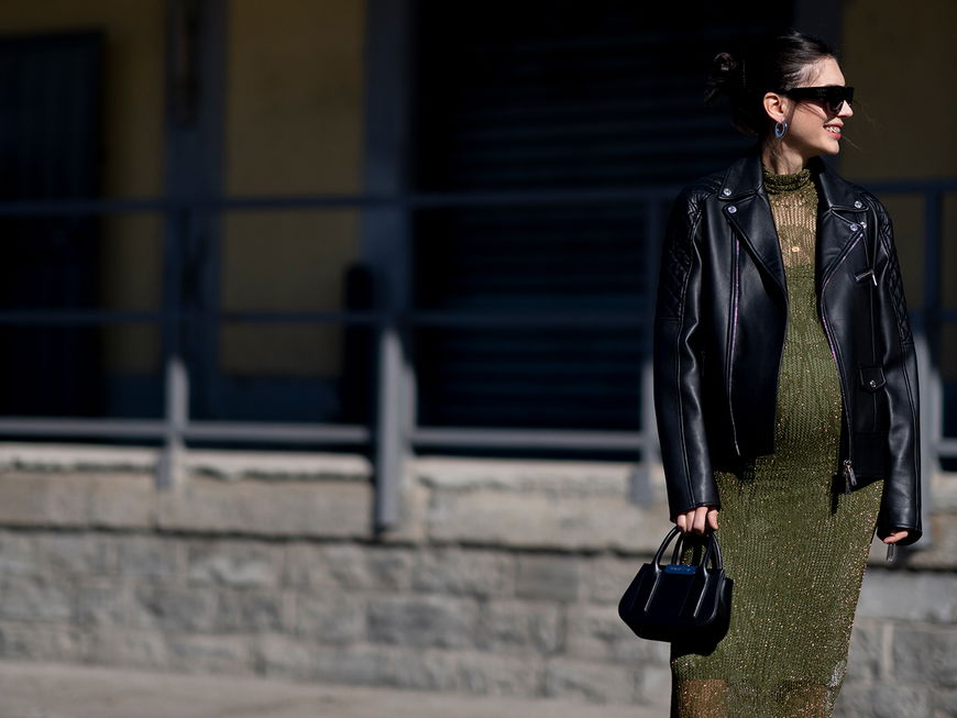 Outfits 2022: Diese 3 stylischen Kleidungsstücke sind für Schwangere unverzichtbar