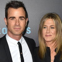 Jennifer Aniston und Justin Theroux essen nackt