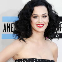 Katy Perry steht zu DJ Diplo - obwohl er ein Kind mit seiner Ex bekommt...
