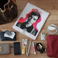 What's in your bag? Bloggerin Kiki von The Random Noise