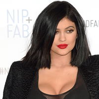 Pro Kurven: heiße Bikini-Fotos von Kylie Jenner auf Instagram