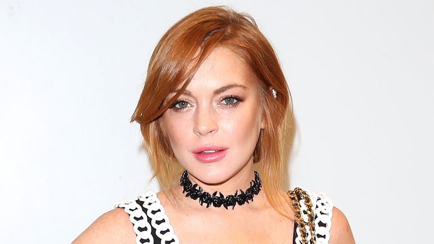 Flitzer-Alarm! Lindsay Lohan nackt in Edel-Einkaufszentrum