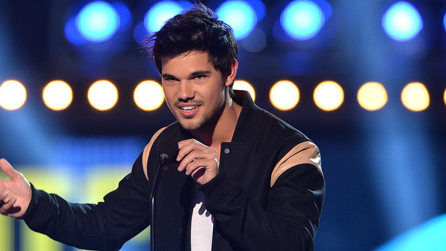 Taylor Lautner in Schwulenbar gesichtet! Ist der Twilight-Star schwul?