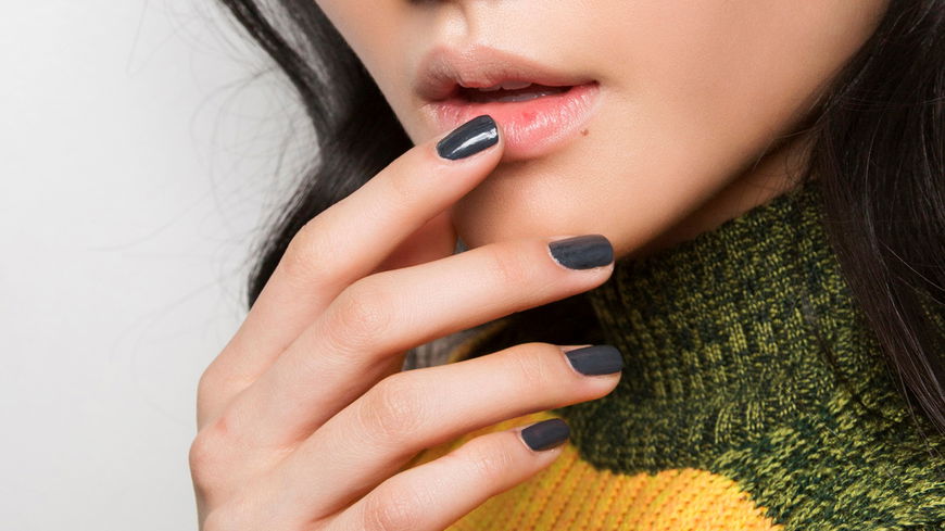 Statt Burgunderrot: 3 Nagellackfarben, die im Herbst 2026 genauso elegant aussehen