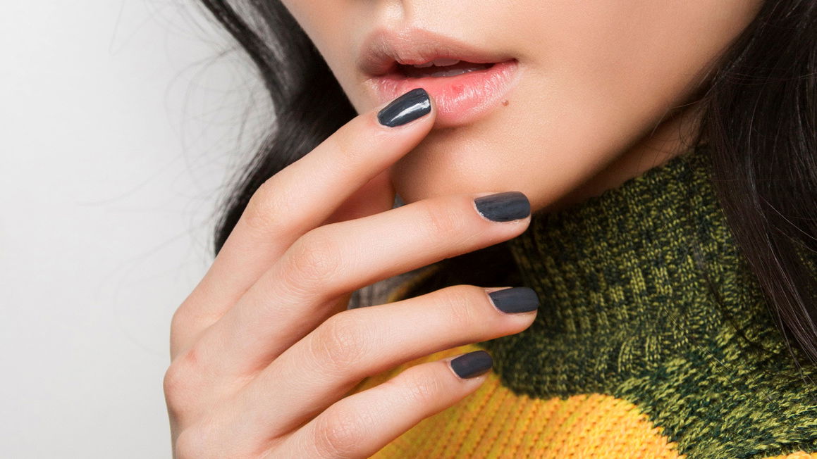 Statt Burgunderrot: 3 Nagellackfarben, die im Herbst 2026 genauso elegant aussehen