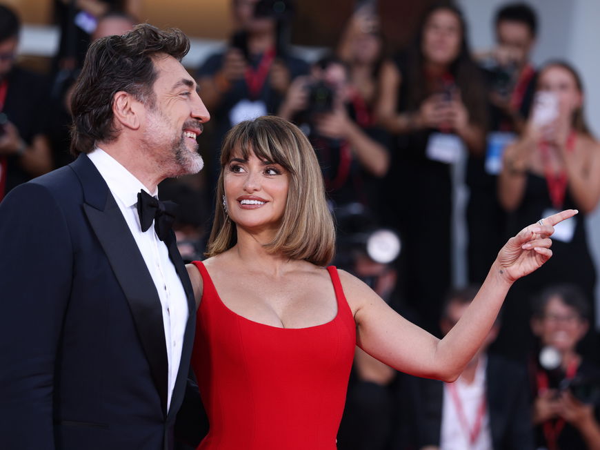 Beauty Crush! Penélope Cruz trägt mit dem "Wispy Long Bob" den eleganteste Kurzhaarschnitt 2026