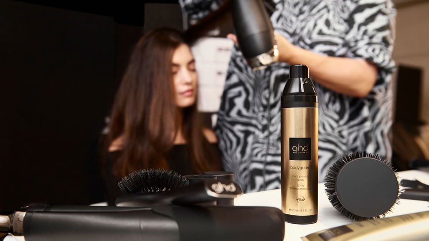 Lockenstab, Glätteisen und Co.: Dank dieses Produktes von ghd bekommt ihr keine Hitzeschäden mehr