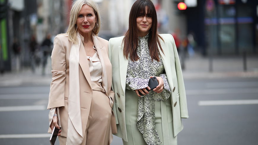 Frauen ab 50: Diese Styling-Tricks lassen sie sofort jünger erscheinen