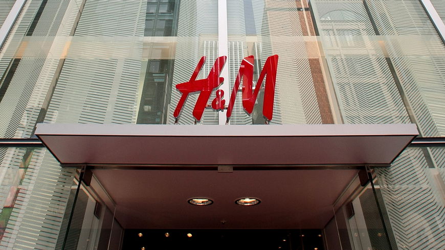 H&M: Diese Kleider des Swedischen Modekonzerns sind perfekt für jeden Anlass!