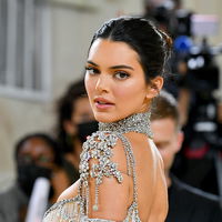 Drogerie: Diese Mascara verdoppelt tatsächlich die Wimpernlänge