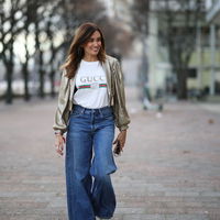 Wide Leg Jeans: Diese Modelle schmeicheln wirklich jeder Figur