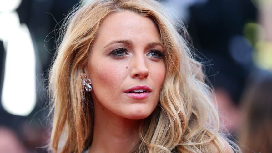 Blake Lively: Für ihren neuen Film lässt sie alle Hüllen fallen!