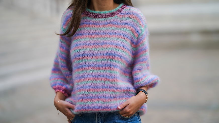 Modetrends Frühjahr 2022: Dieser Streifenpullover von Arket macht Lust auf die neue Saison 
