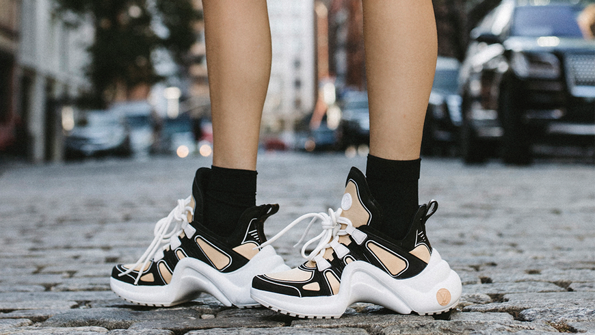 Louis Vuitton: Den neuen "Archlight" Sneaker des französischen Traditionshauses lieben alle Bloggerinnen