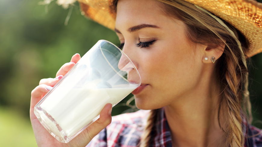 Buttermilch-Diät: So bringt der Abnehm-Drink überschüssige Kilos zum Schmelzen 