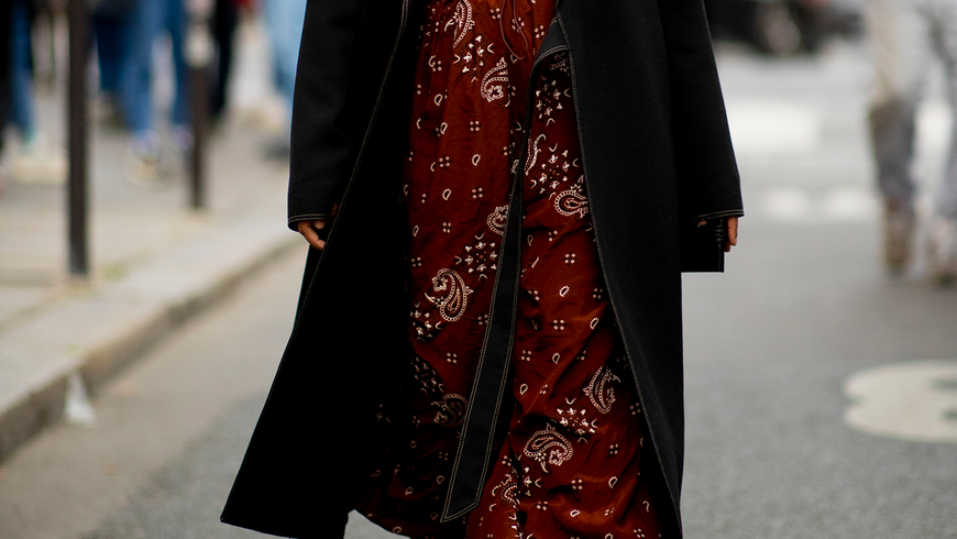 Mode-Trends 2022: Die pinkfarbene Strickjacke von ZARA sieht aus wie vom Designer