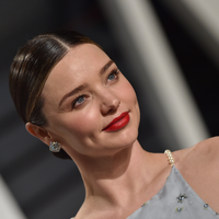 Beauty-Trend 2021: Dieses Drogerie-Gesichtswasser unter 4 Euro bekämpft Falten