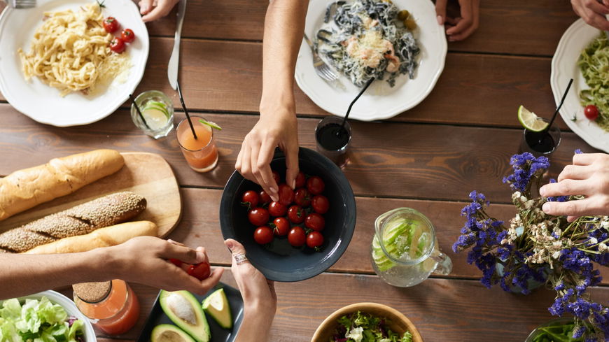 Ernährungsfehler: Diese Angewohnheiten beim Essen machen dick 
