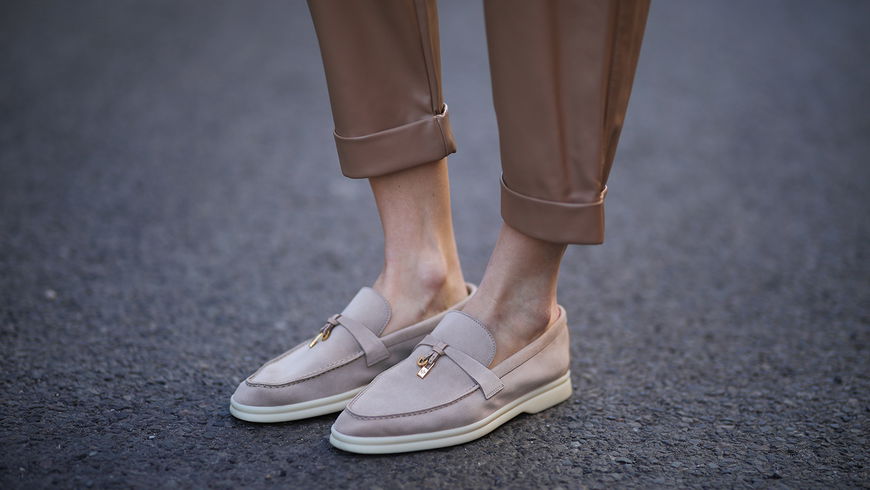 Statt Sandalen: Diese beigefarbenen Sommer-Schuhe sind 2023 unsere Trend-Favoriten