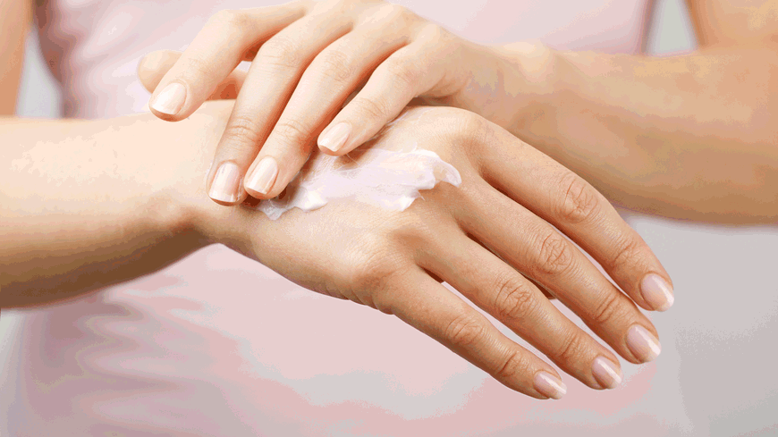 Handcreme: Dieses Produkt beschert dir samtig weiche Haut über Nacht