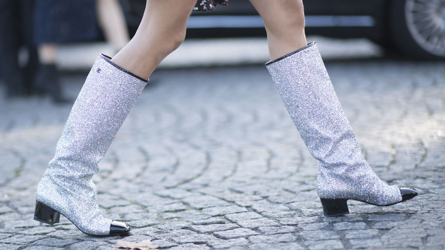 Boots mit Glitzer: Diese Modelle lassen uns stylisch durch den Herbst wandern