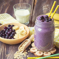 Frühstücks-Smoothie mit Haferflocken: Dieser Drink kurbelt morgens die Fettverbrennung an
