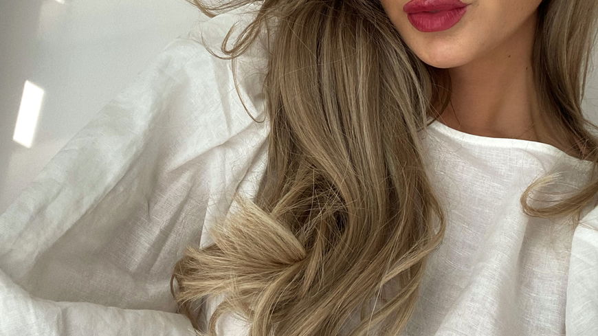 Liz Kaeber exklusiv über ihr Lieblingsparfum und den perfekten Date-Look
