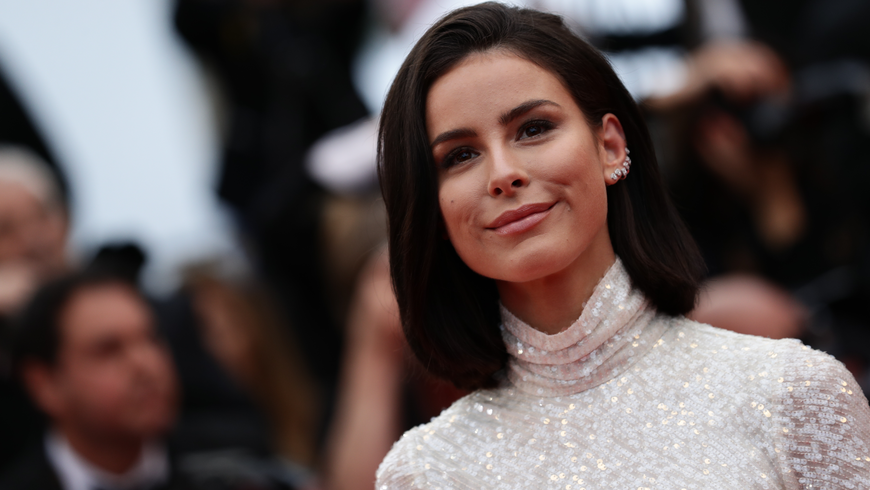 Lena Meyer-Landrut zeigt sich im durchsichtigen Top auf Instagram