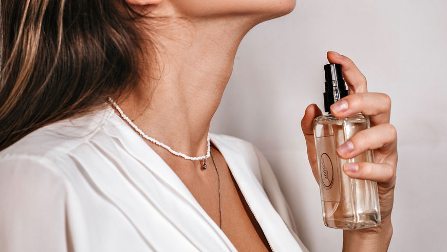Parfum-Trend 2022: 4 Düfte, die unwiderstehlich riechen