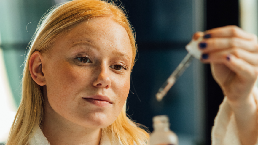 Hyaluronsäure: Alles über den beliebten Feuchtigkeits-Booster 