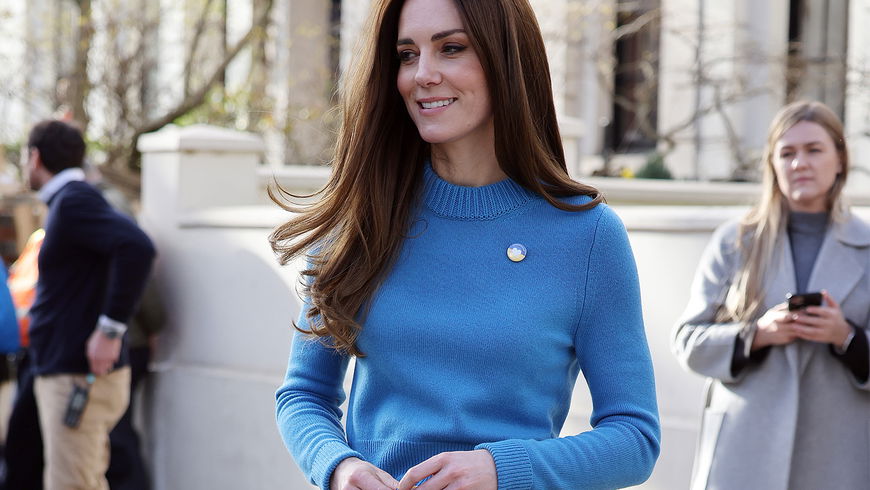 Mode-Trends 2022: Herzogin Kate trägt den perfekten Pullover für den Frühling