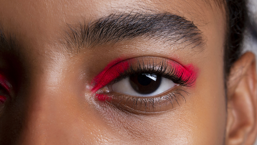 Beauty-Trends 2022: Diese Mascara verdoppelt die Wimperndichte