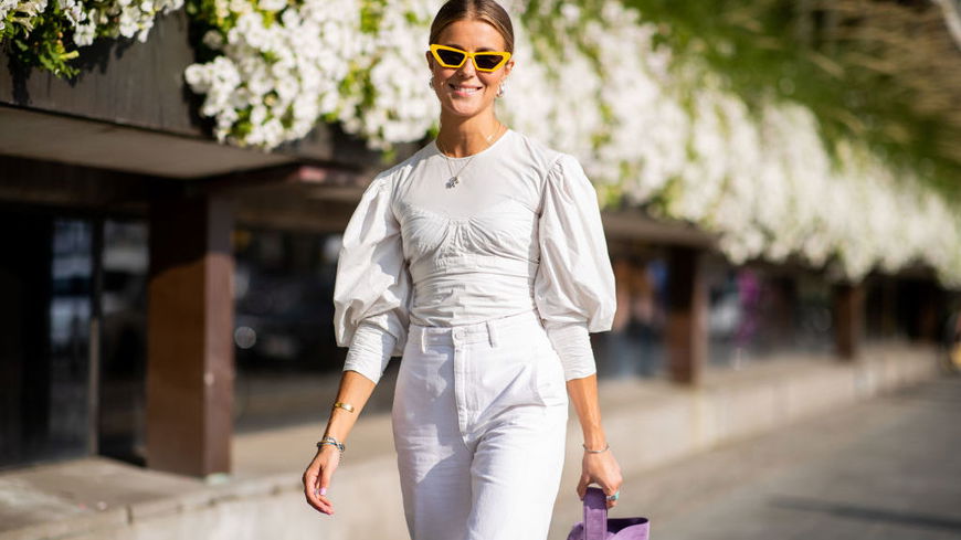 Mode-Outfits 2022: Dieser beliebte BH zeichnet sich nicht unter T-Shirts ab