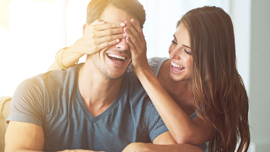 5 Dinge, auf die Männer achten, wenn sie das erste Mal in eurer Wohnung sind