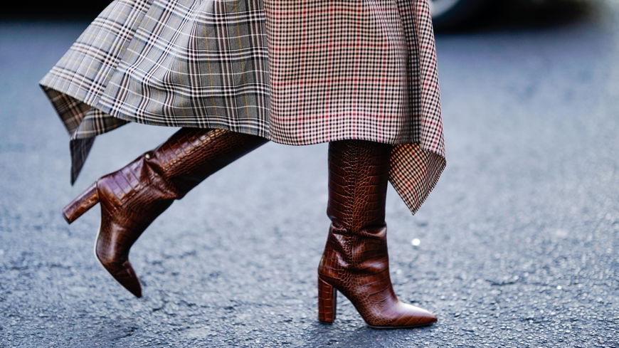 Boots: DIESE Modelle kaschieren kräftige Fußgelenke