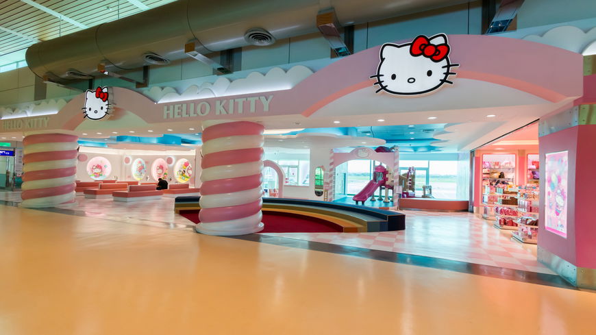 Es gibt jetzt ein Hello Kitty Café und wir wollen sofort hin!