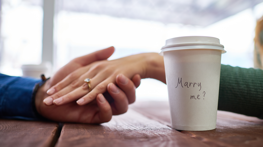 Diese 7 Dinge denken Männer, kurz bevor sie einen Heiratsantrag machen