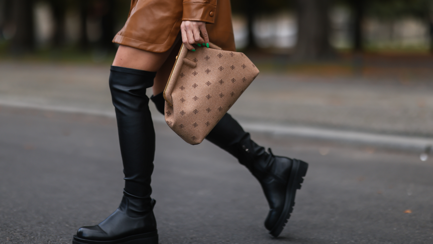 Overknee Stiefel flach: Das sind die schönsten Modelle