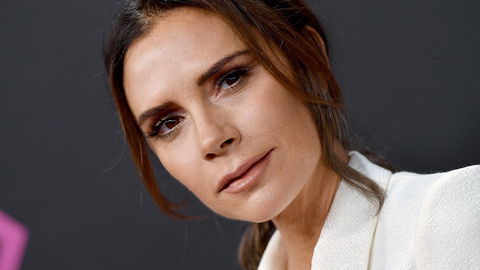Victoria Beckham schwört auf diese Creme für einen perfekten, faltenfreien Teint