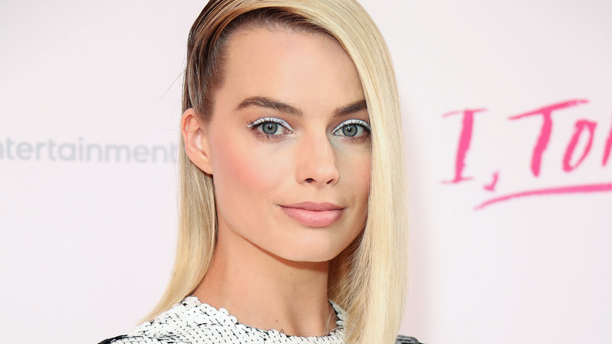 Eyeliner: Dieser Trick strafft das Lid