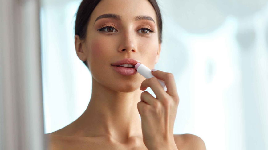 Diese günstigen Lippenpflegen aus der Drogerie sind am besten