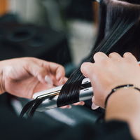 Schöne Haarschnitte daheim – einfach den Profi via Friseurello nach Hause bestellen