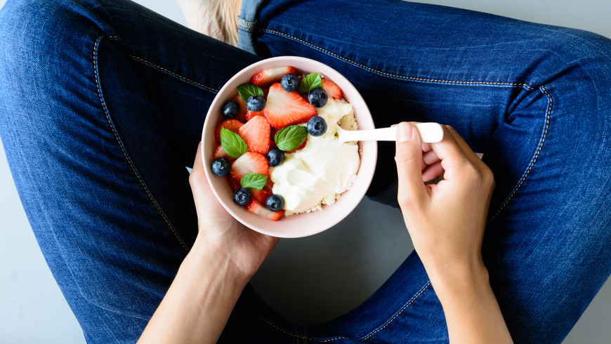 Beeren-Quark-Diät: So viel nimmst du in drei Tagen ab 