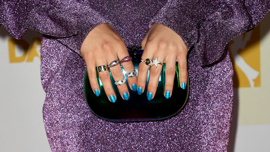 Nagellack-Trends: Diese Farbe ist perfekt für Weihnachten
